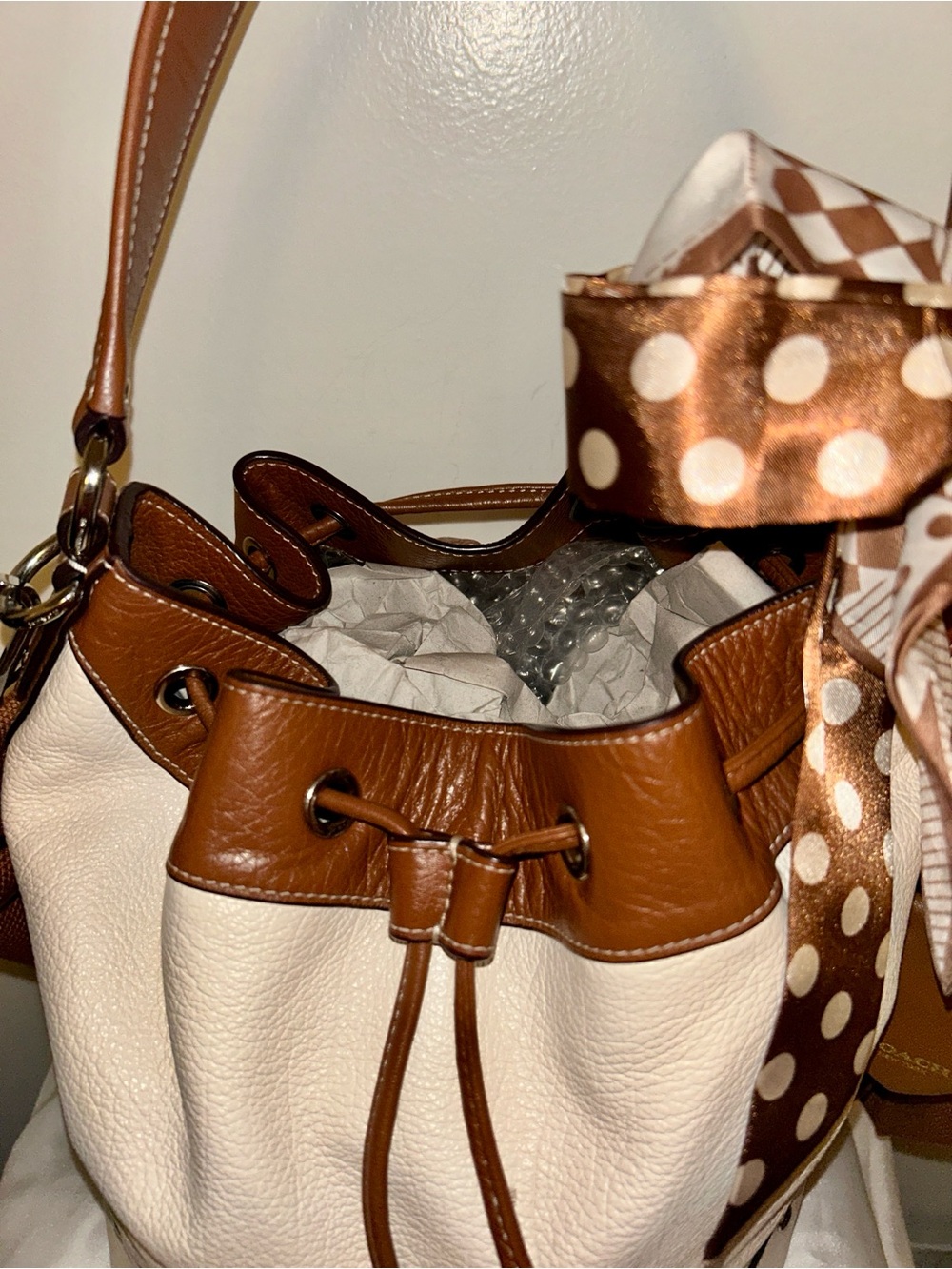 Coach Mickie Drawstring Spectator Bucket Bag.  Pebble Leather, EUC Vintage - Picture 5 of 12